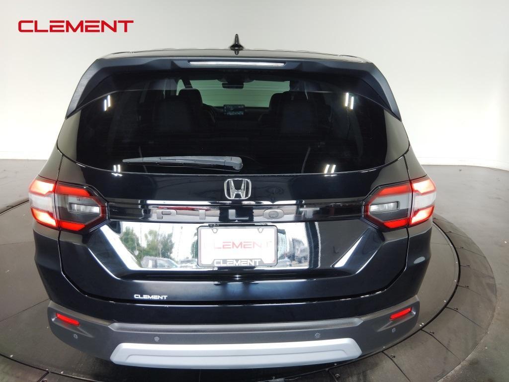 used 2023 Honda Pilot car, priced at $36,000