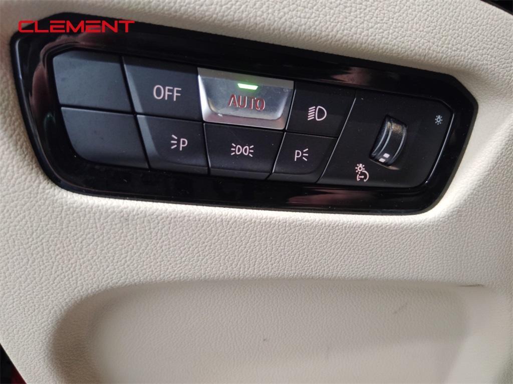used 2022 BMW 330 car, priced at $26,400