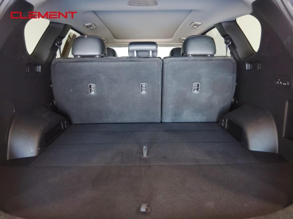 used 2023 Hyundai SANTA FE HEV car, priced at $24,850