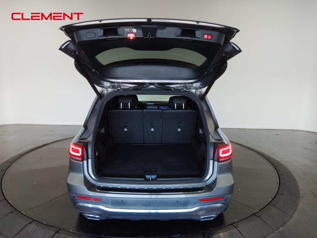 used 2022 Mercedes-Benz GLB 250 car, priced at $26,600