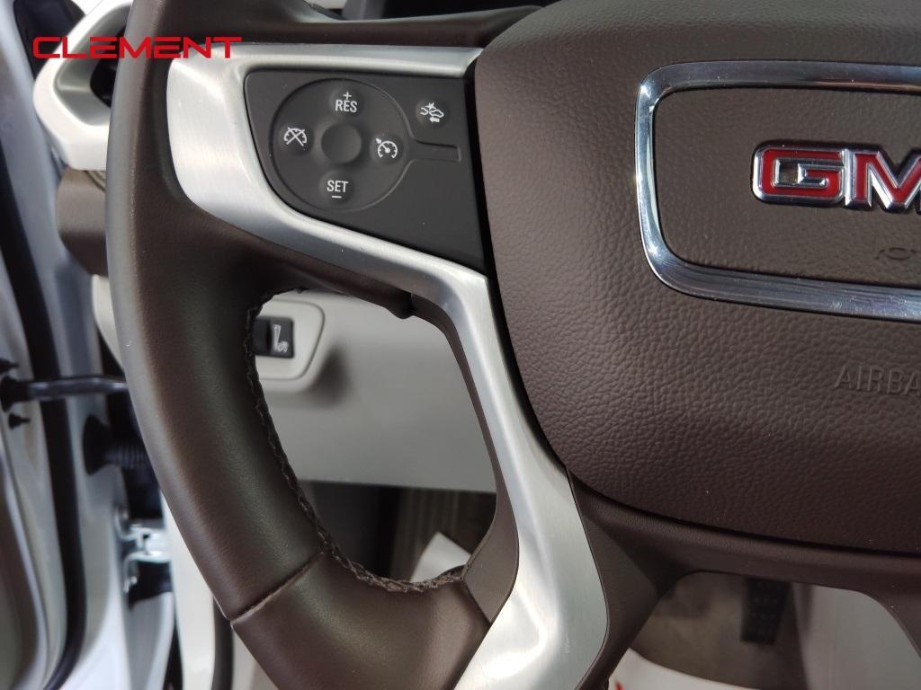 used 2023 GMC Acadia car, priced at $26,300