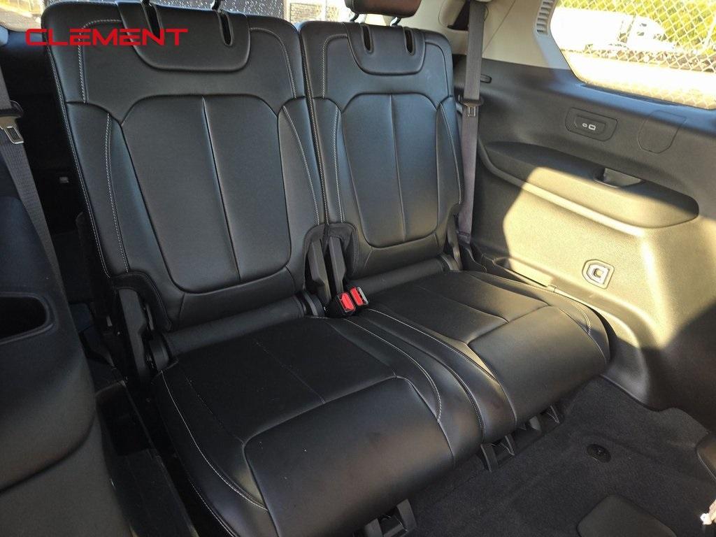 used 2022 Jeep Grand Cherokee L car, priced at $29,000