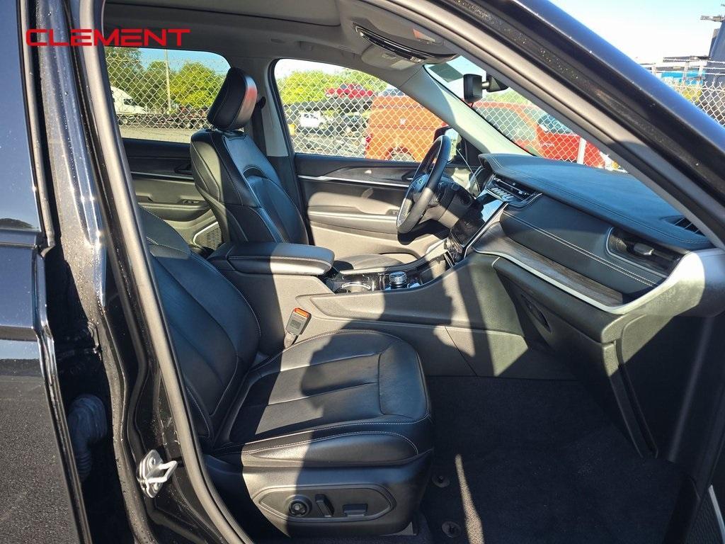 used 2022 Jeep Grand Cherokee L car, priced at $29,000