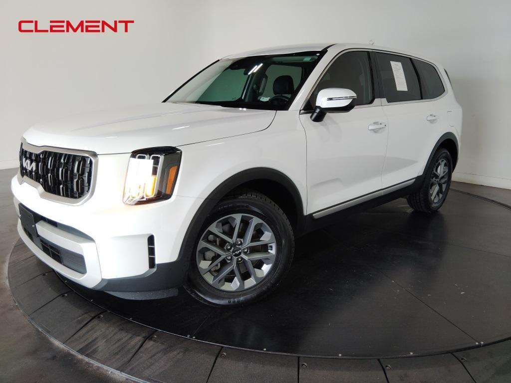 used 2024 Kia Telluride car, priced at $33,000