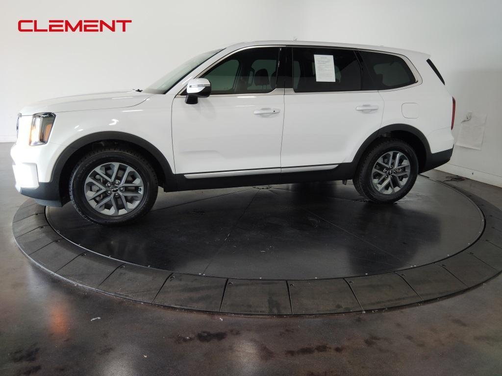 used 2024 Kia Telluride car, priced at $33,000
