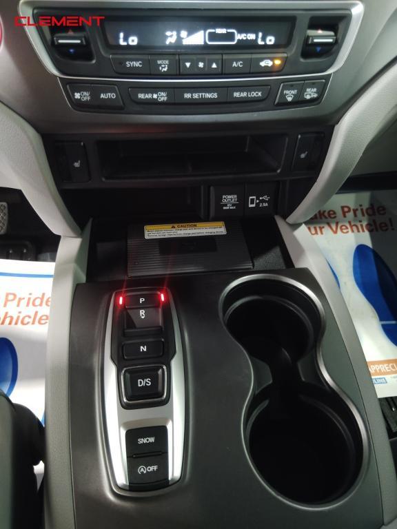 used 2022 Honda Pilot car, priced at $33,000