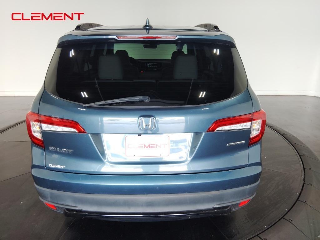 used 2022 Honda Pilot car, priced at $33,000