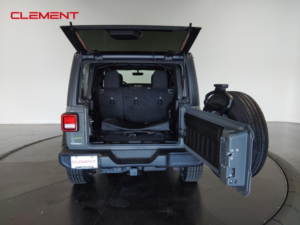used 2021 Jeep Wrangler Unlimited car, priced at $33,500