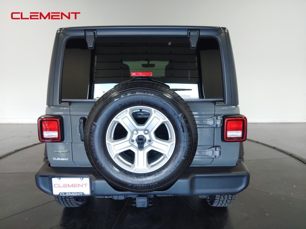used 2021 Jeep Wrangler Unlimited car, priced at $33,500