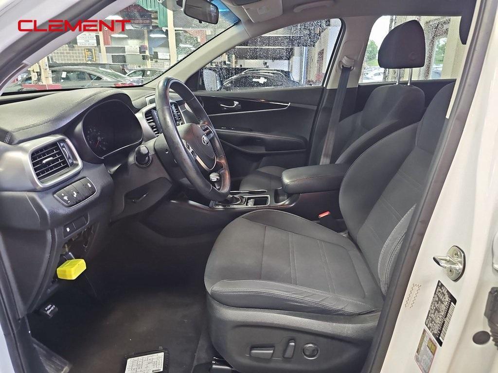 used 2019 Kia Sorento car, priced at $14,500