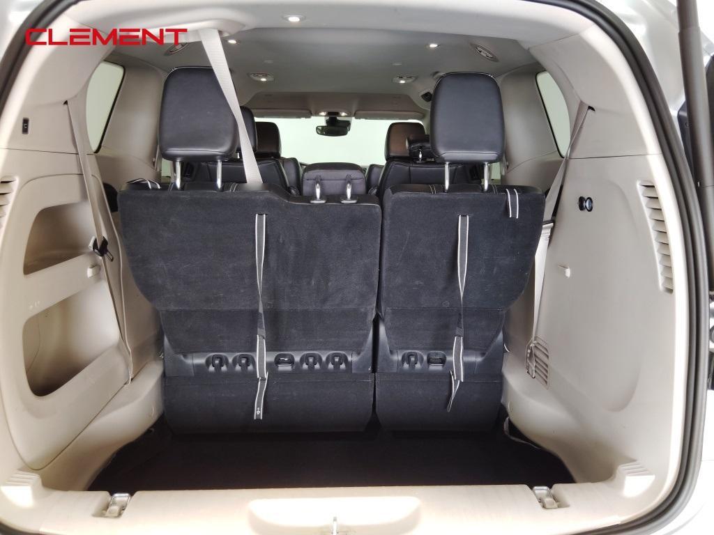 used 2023 Chrysler Pacifica car, priced at $24,200