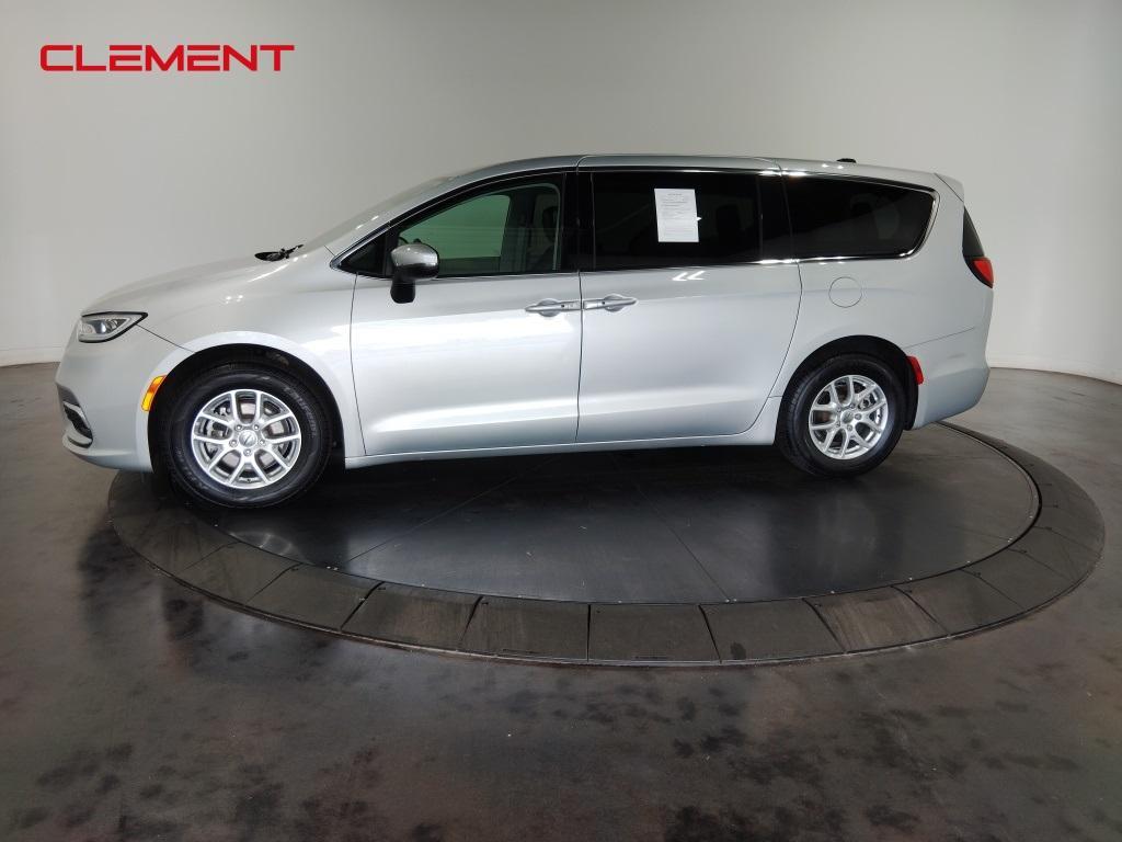 used 2023 Chrysler Pacifica car, priced at $24,200