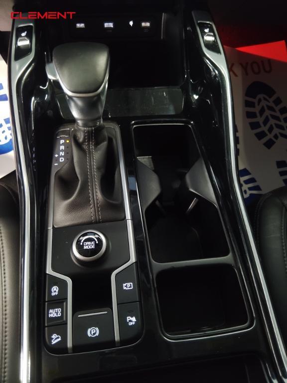 used 2023 Kia Sorento car, priced at $29,500