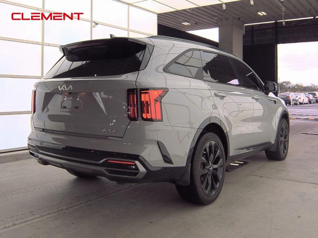 used 2023 Kia Sorento car, priced at $29,500