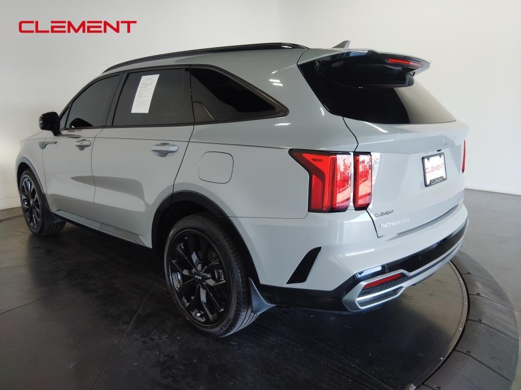 used 2023 Kia Sorento car, priced at $29,500