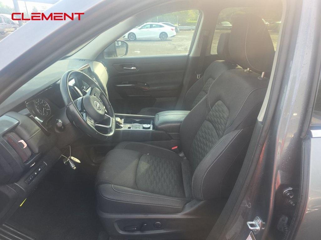used 2022 Nissan Pathfinder car, priced at $24,000