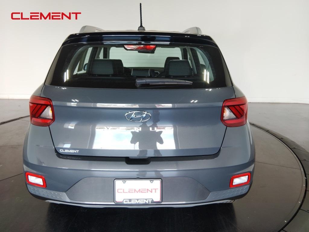 used 2025 Hyundai Venue car, priced at $22,900