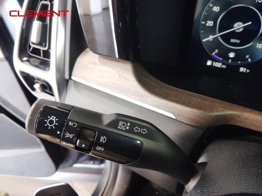 used 2022 Kia Sorento car, priced at $31,000