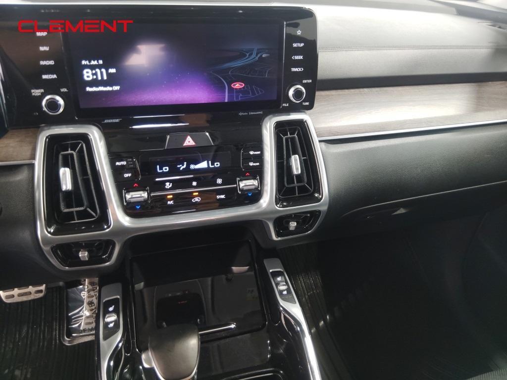 used 2022 Kia Sorento car, priced at $31,000