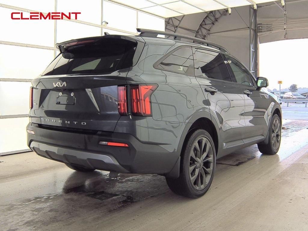used 2022 Kia Sorento car, priced at $31,500