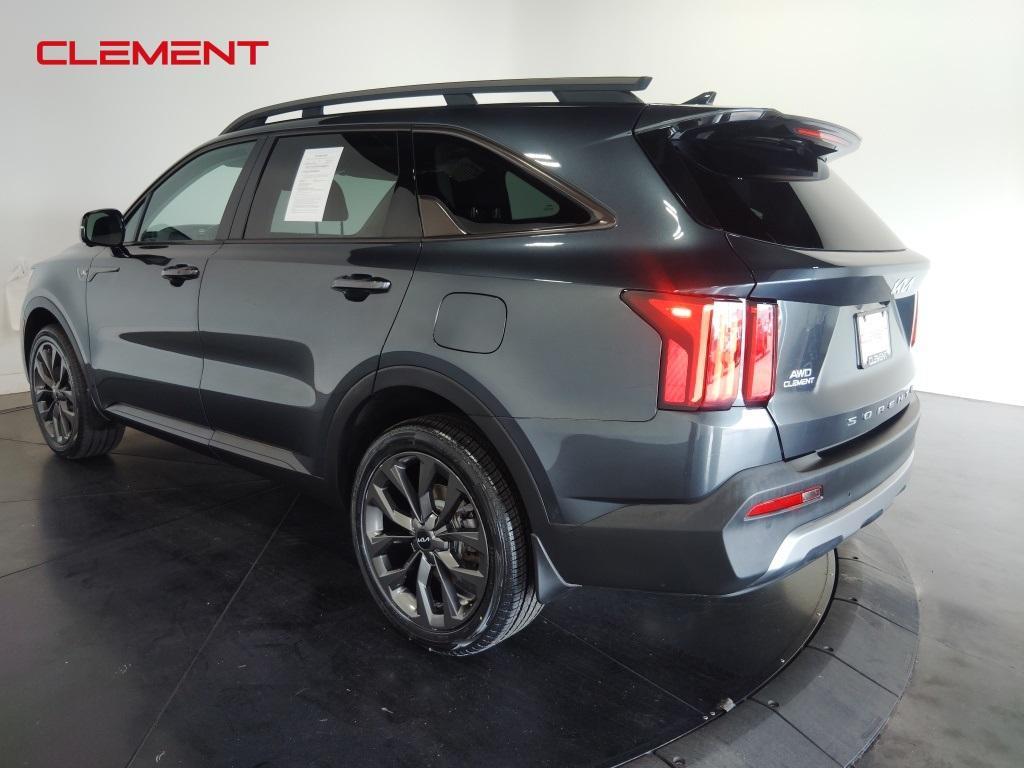 used 2022 Kia Sorento car, priced at $31,000