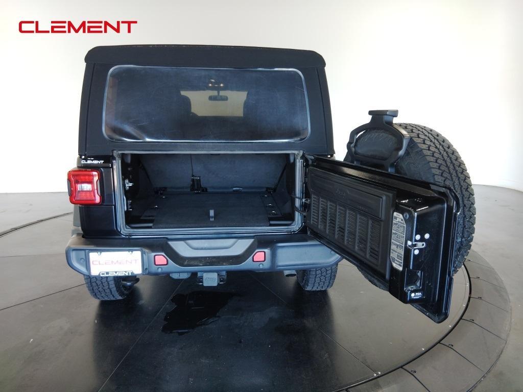 used 2021 Jeep Wrangler Unlimited car, priced at $29,000