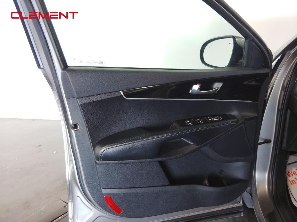 used 2019 Kia Sorento car, priced at $14,100
