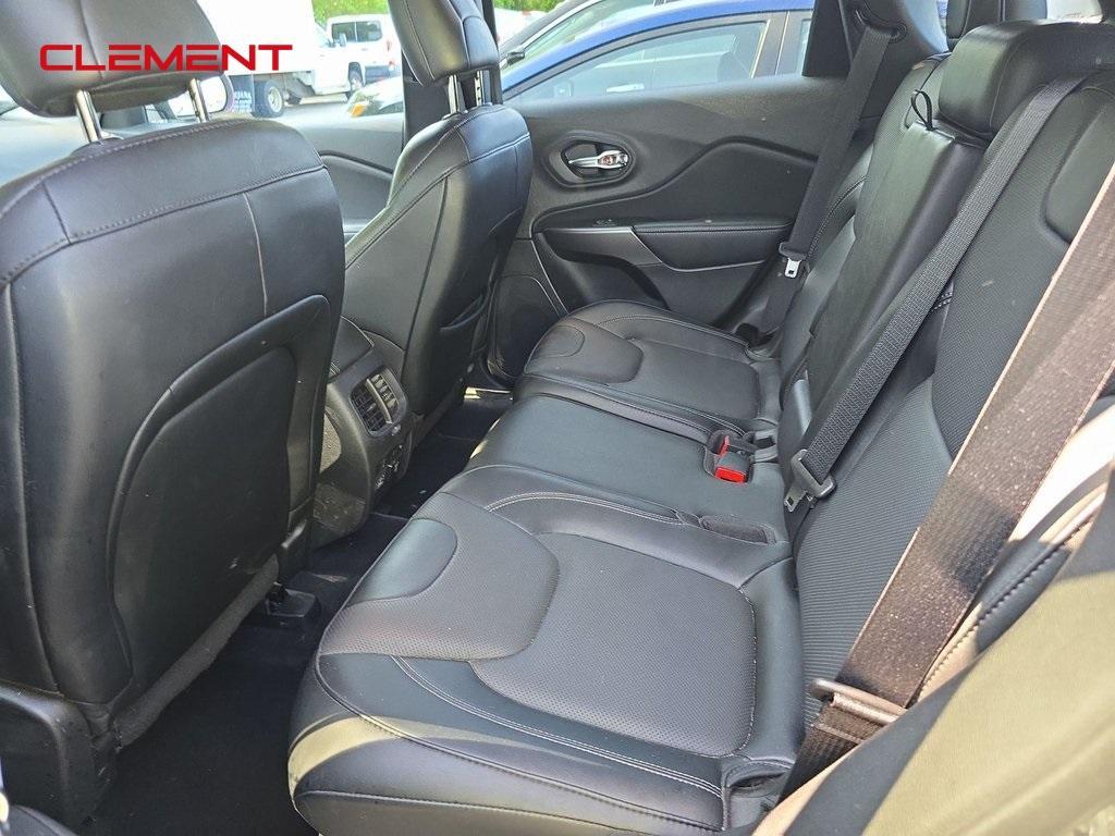 used 2022 Jeep Cherokee car, priced at $25,300