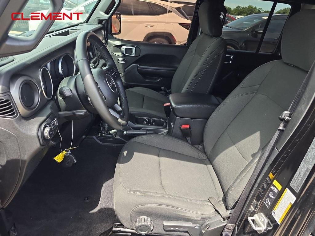 used 2021 Jeep Wrangler Unlimited car, priced at $25,400