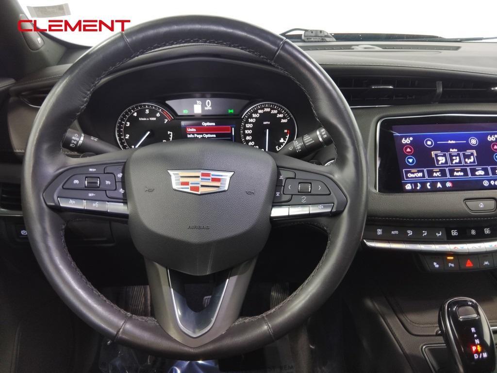 used 2020 Cadillac XT4 car, priced at $26,300