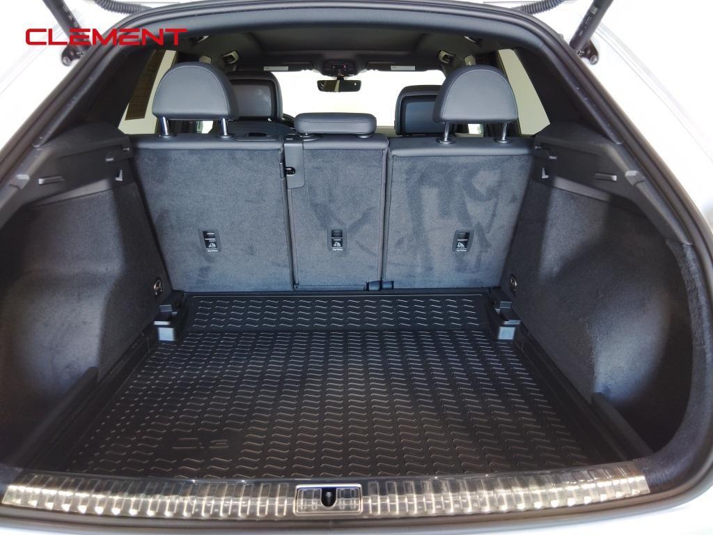 used 2024 Audi Q3 car, priced at $37,500
