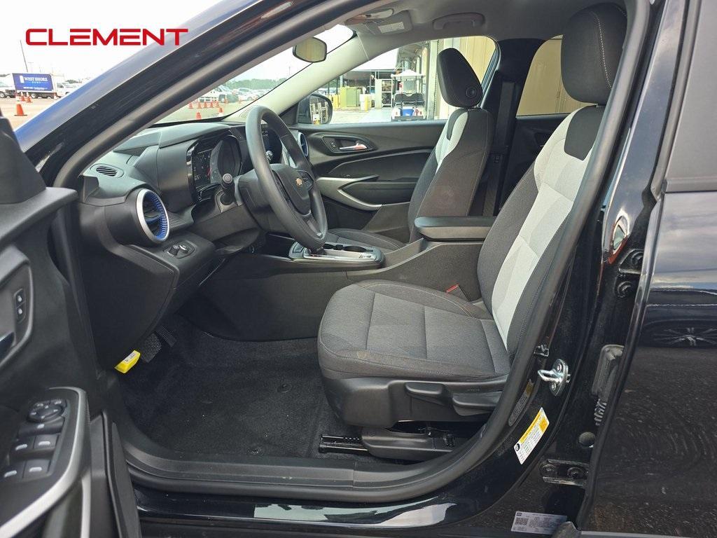 used 2024 Chevrolet Trax car, priced at $22,500