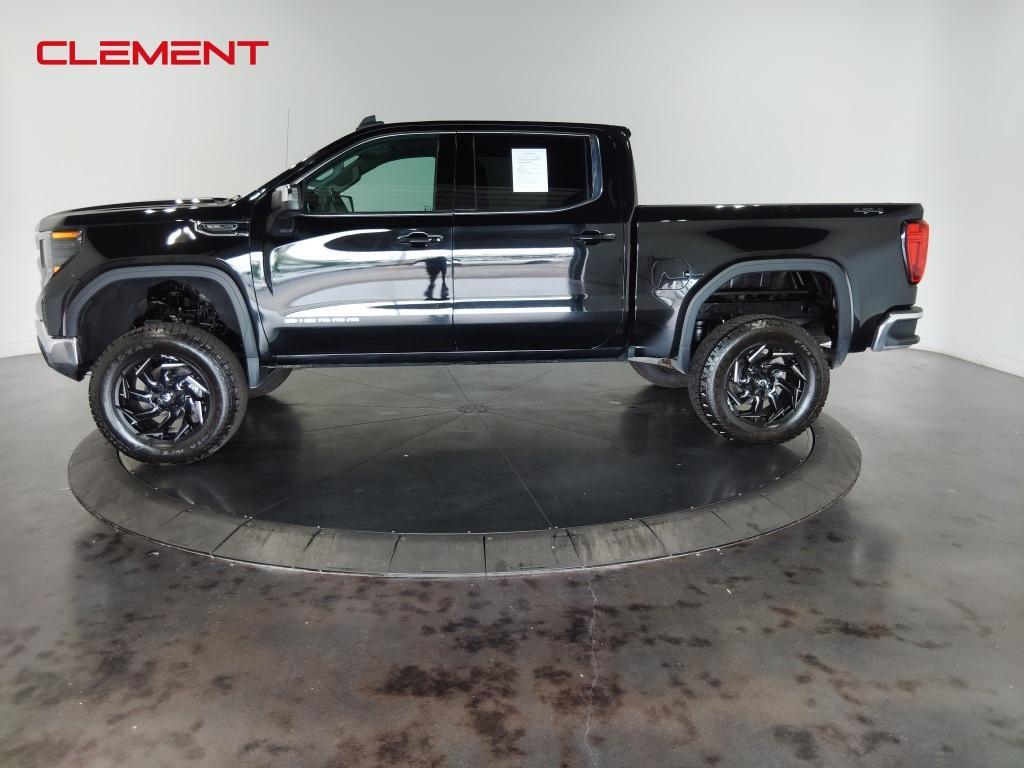 used 2023 GMC Sierra 1500 car, priced at $40,500
