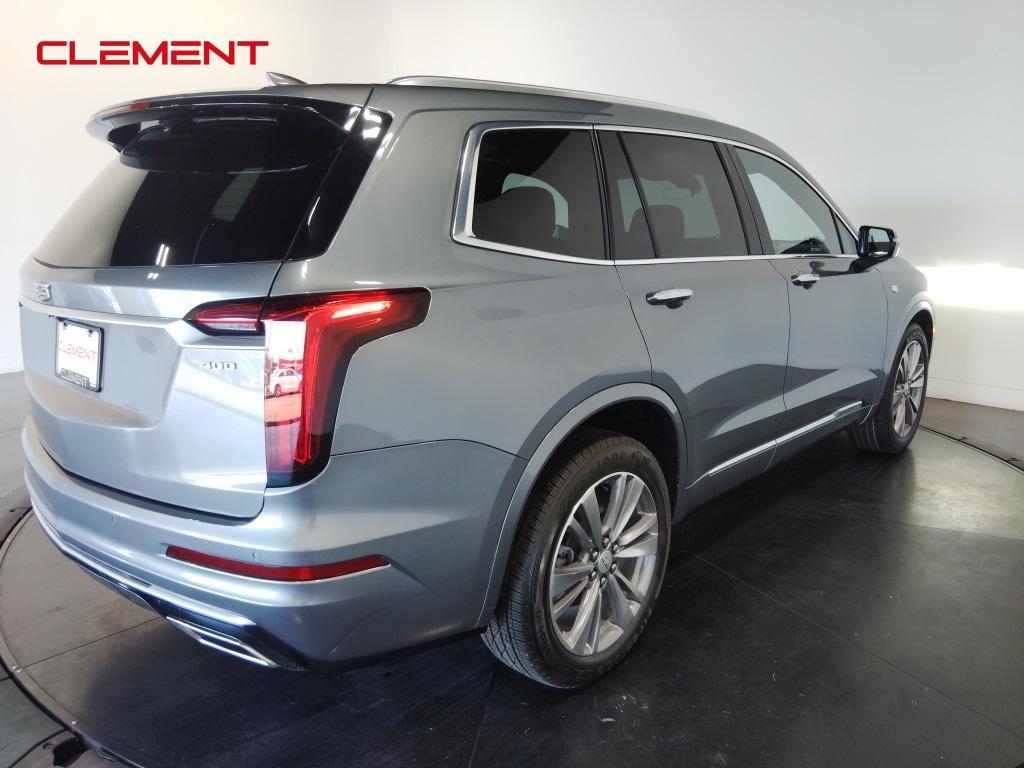 used 2022 Cadillac XT6 car, priced at $36,300