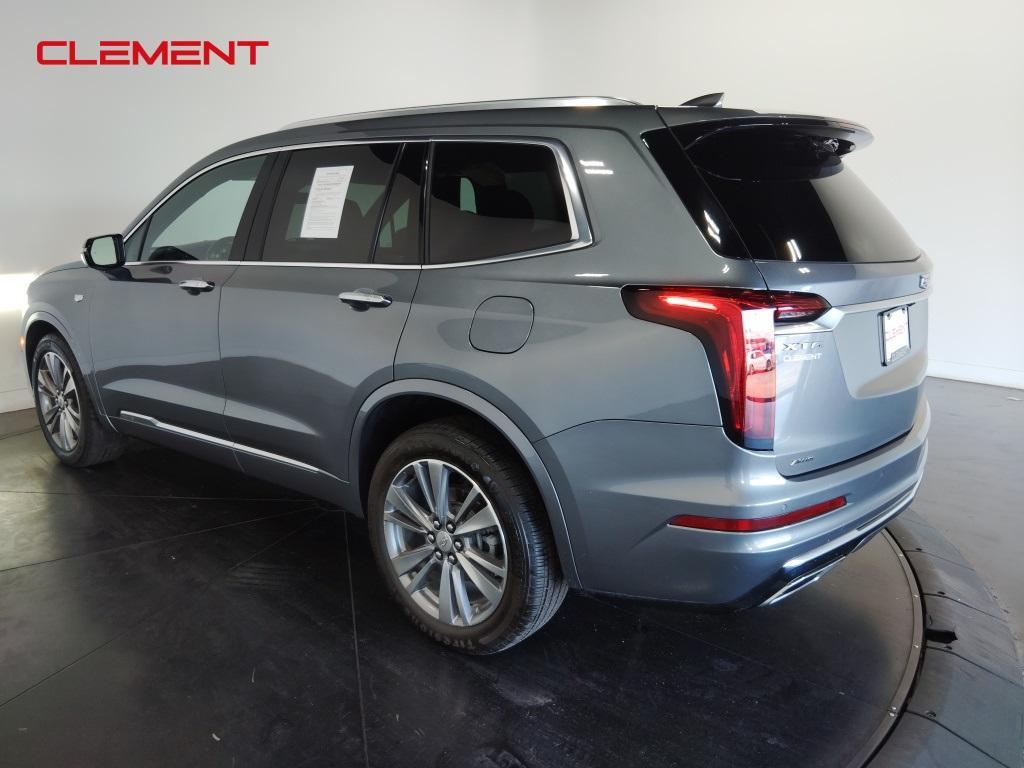 used 2022 Cadillac XT6 car, priced at $36,300
