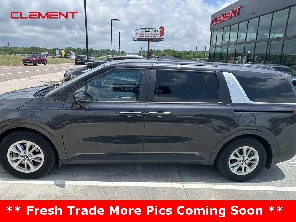 used 2022 Kia Carnival car, priced at $29,000