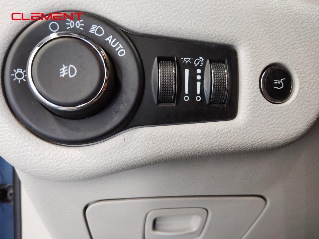 used 2021 Jeep Cherokee car, priced at $22,800