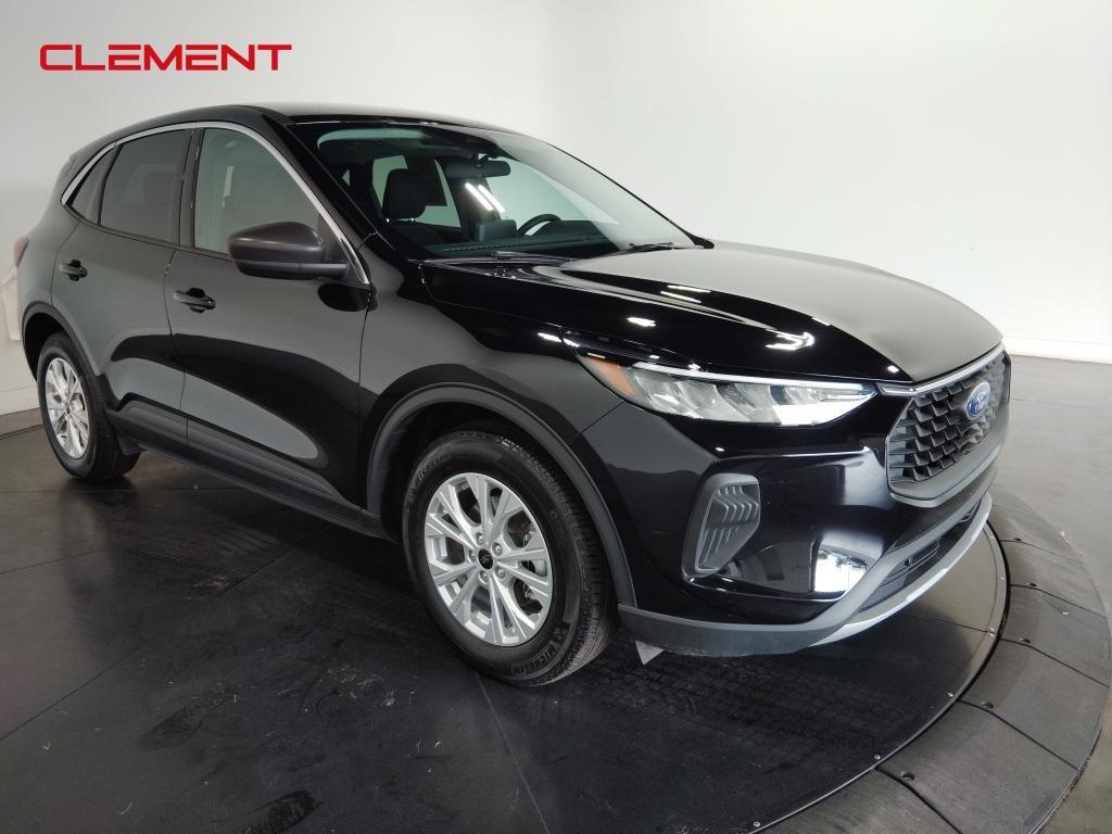 used 2024 Ford Escape car, priced at $23,500