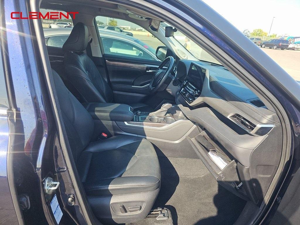 used 2020 Toyota Highlander car, priced at $35,000