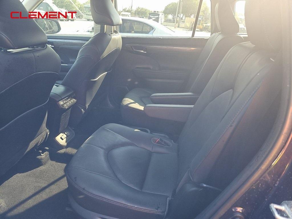 used 2020 Toyota Highlander car, priced at $35,000