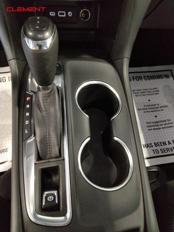 used 2021 Chevrolet Equinox car, priced at $17,800