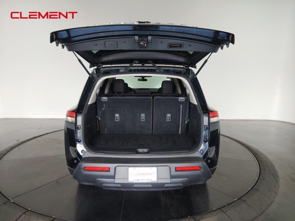 used 2022 Nissan Pathfinder car, priced at $26,000