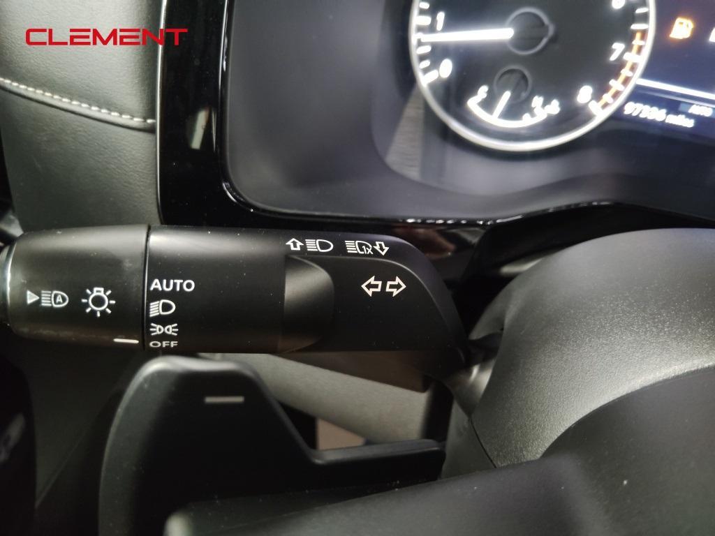 used 2022 Nissan Pathfinder car, priced at $26,000