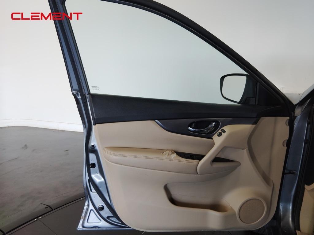 used 2015 Nissan Rogue car, priced at $9,800