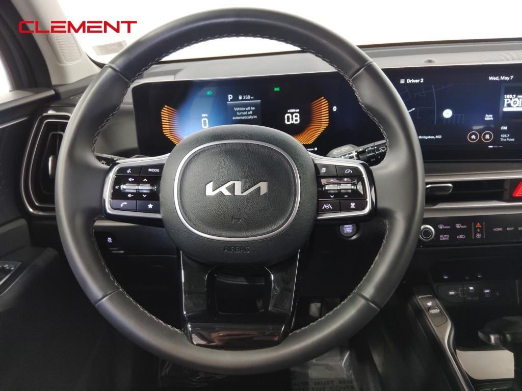 used 2024 Kia Sorento car, priced at $29,800