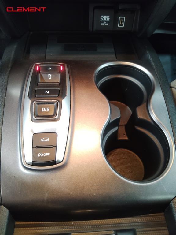 used 2022 Honda Passport car, priced at $31,200