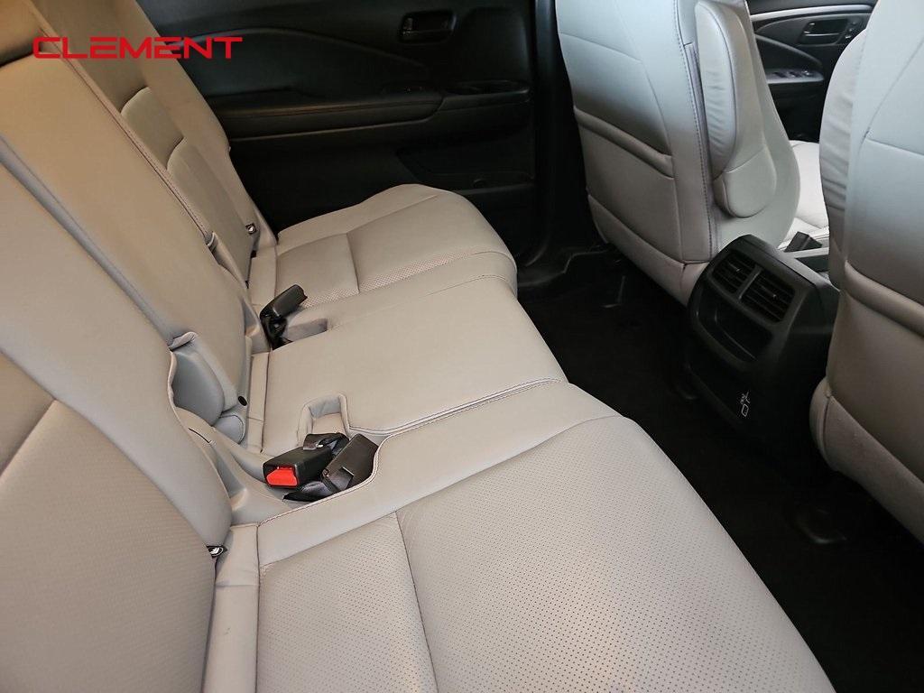 used 2022 Honda Passport car, priced at $31,500