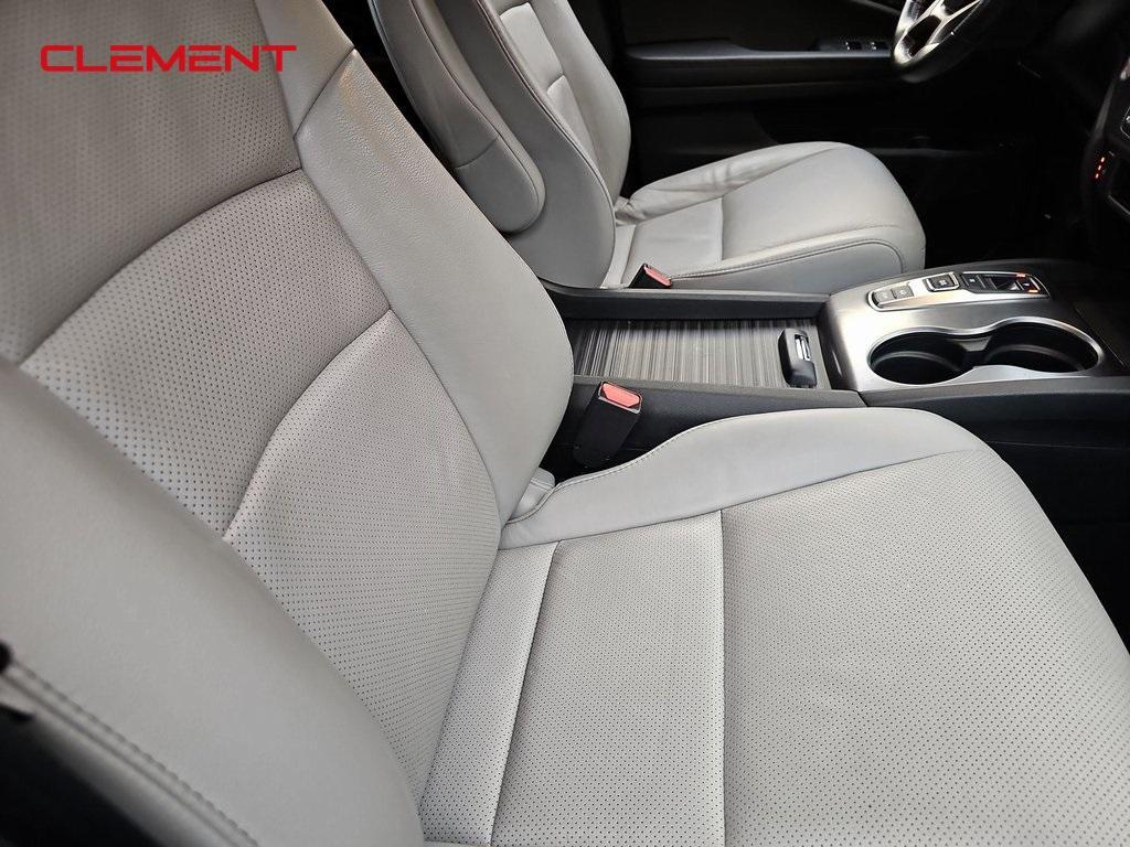 used 2022 Honda Passport car, priced at $31,500