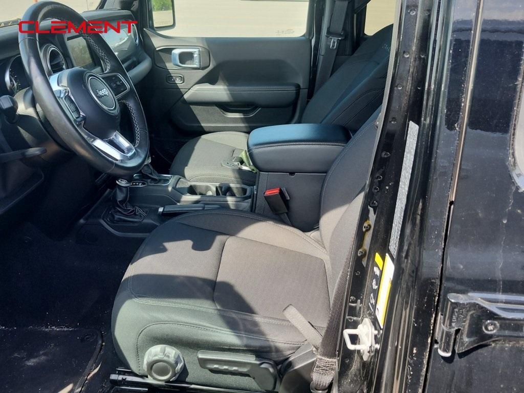used 2021 Jeep Wrangler Unlimited car, priced at $31,250