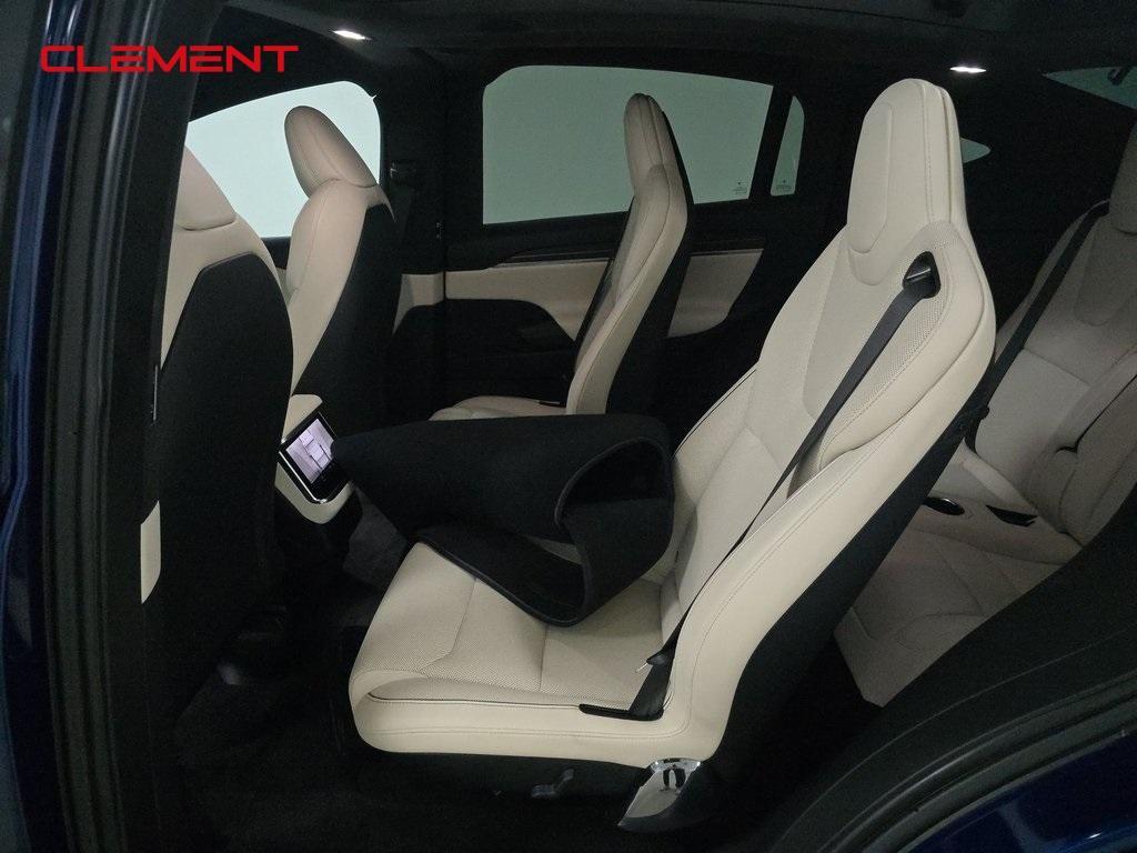 used 2022 Tesla Model X car, priced at $54,300